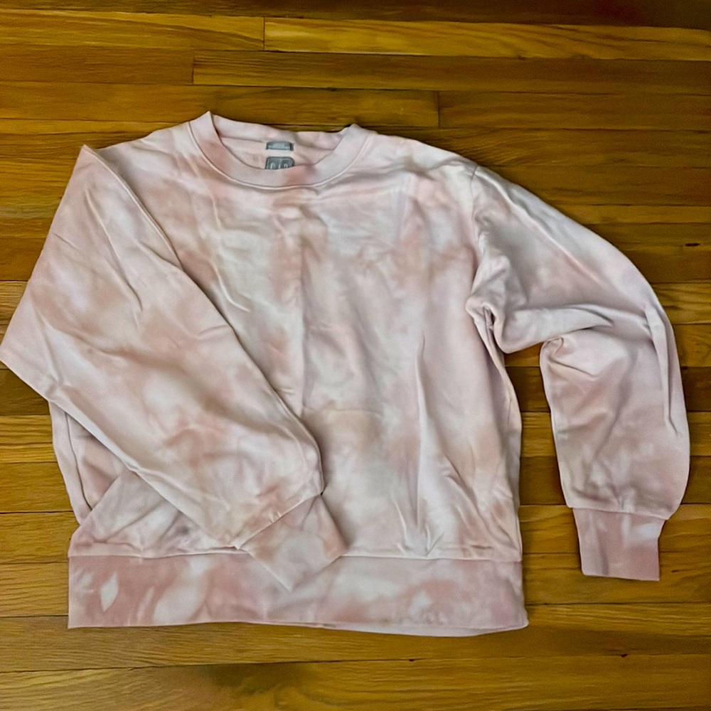GAP tie dye sweatshirt